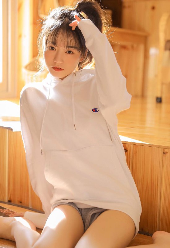 “月亮跟不跟我走”