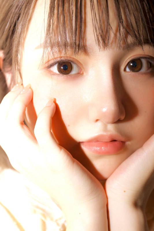 “镂空蕾丝小吊带里的乖巧甜心呀💓”“镂空蕾丝小吊带里的乖巧甜心呀💓”