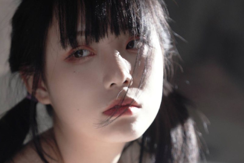 “纯白”“纯白”