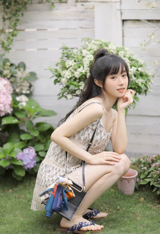 “城堡为爱守着秘密，而我为你守着回忆”#清纯 #通勤 #花 #小清新“城堡为爱守着秘密，而我为你守着回忆”#清纯 #通勤 #花 #小清新