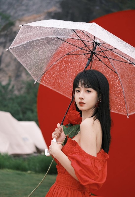 “玫瑰掀起海的波涛，日落也浪漫”#玫瑰 #红“玫瑰掀起海的波涛，日落也浪漫”#玫瑰 #红