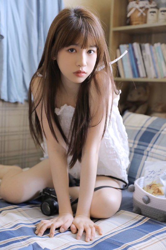 “星河清浅你坠入我的梦里～”“星河清浅你坠入我的梦里～”