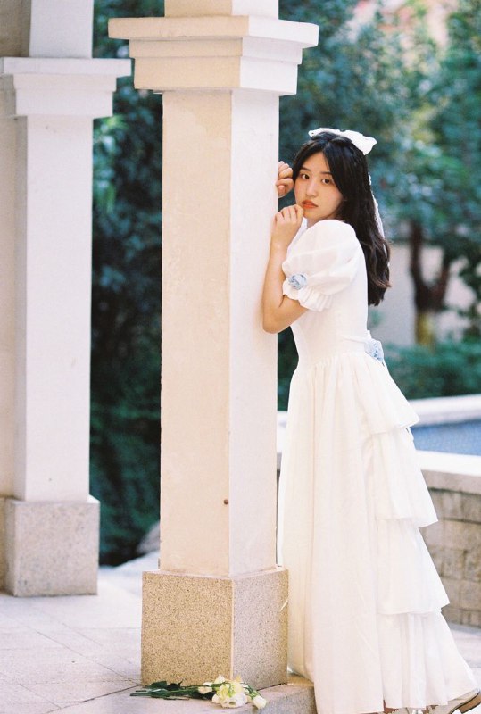 “日光倾城”“日光倾城”