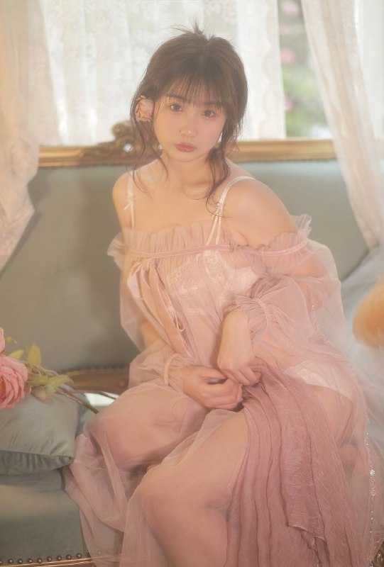 “日落尤其温柔， 人间皆是浪漫🌷”#少女 #轻私 #私房“日落尤其温柔， 人间皆是浪漫🌷”#少女 #轻私 #私房