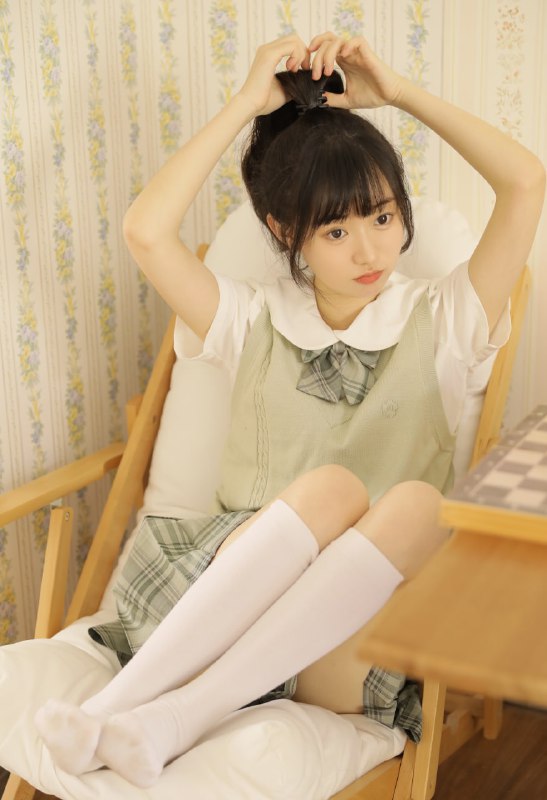 “日落尤其温柔，人间皆是浪漫🌷”#清纯 #青春 #少女 #日系 #JK“日落尤其温柔，人间皆是浪漫🌷”#清纯 #青春 #少女 #日系 #JK