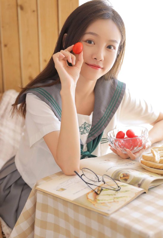 “希望你永远是少女模样✨”