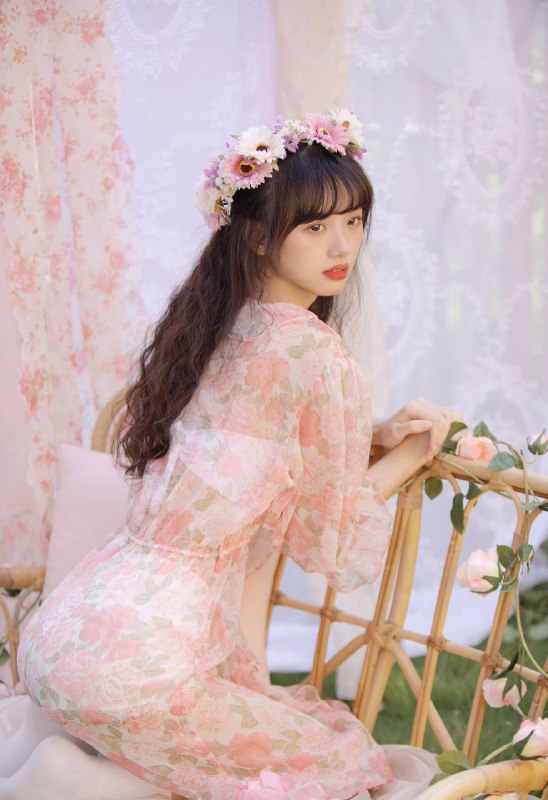 #少女“玫瑰无原则”