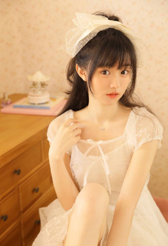 #清纯 #室内 #少女#清纯 #室内 #少女