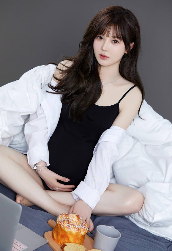 “一个身体，两种心跳～”#孕期写真