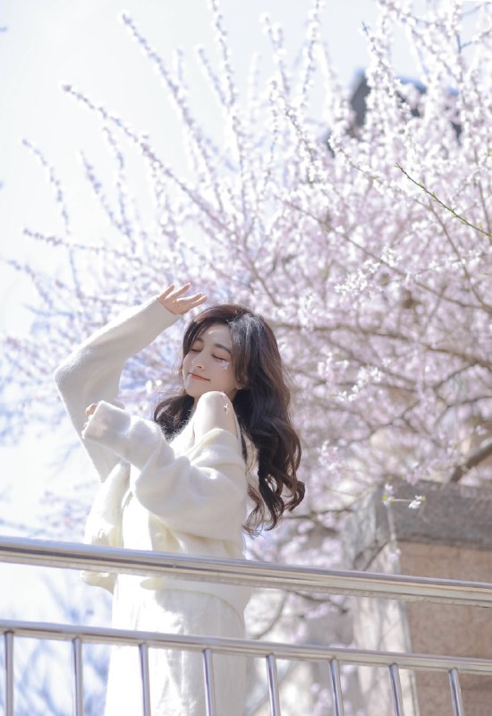 #小姐姐 #清纯 #少女 #樱花 #春天#小姐姐 #清纯 #少女 #樱花 #春天