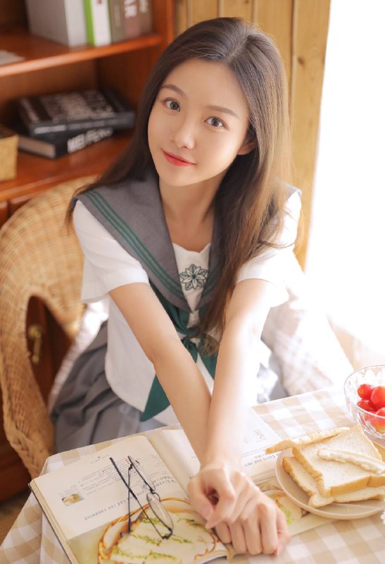 “希望你永远是少女模样✨”