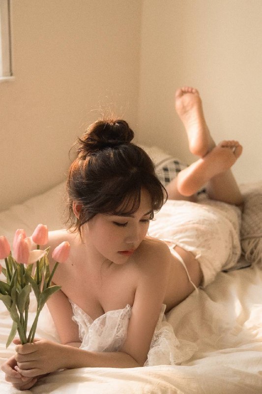 “含了一个吻，误以为那是风的味道”“含了一个吻，误以为那是风的味道”