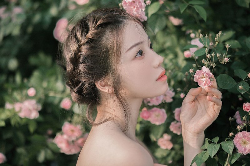 “在夏天之前”#少女 #小清新 #清纯 #蔷薇 #日系 #春夏“在夏天之前”#少女 #小清新 #清纯 #蔷薇 #日系 #春夏