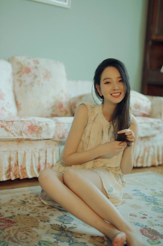 “让你心动的是橘色还是橘色灯光下的我”#情绪“让你心动的是橘色还是橘色灯光下的我”#情绪