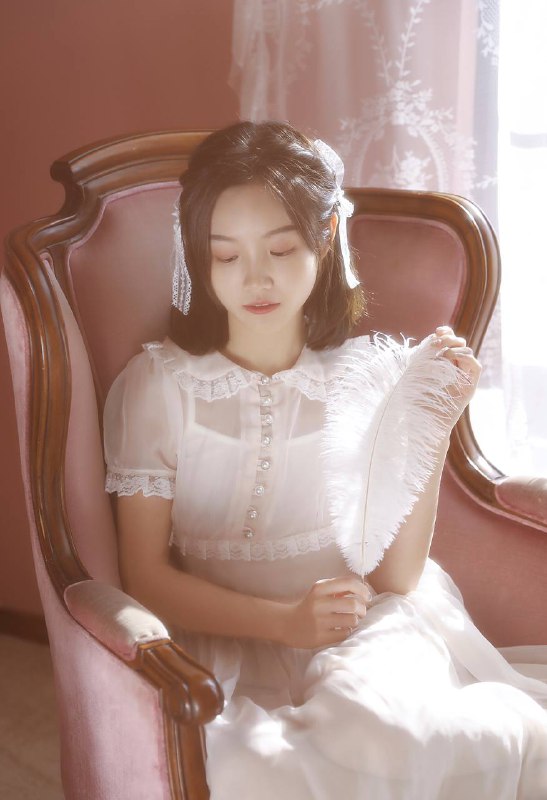 “希望我们所期盼的都会稳稳妥妥的到来”#小姐姐 #玫瑰 #少女“希望我们所期盼的都会稳稳妥妥的到来”#小姐姐 #玫瑰 #少女