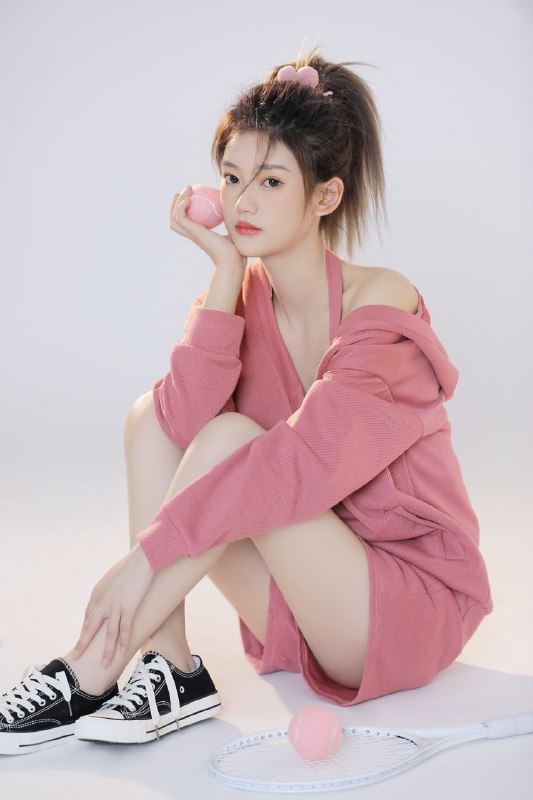 “去打网球🎾呀~ ”#小姐姐 #棚拍 #网球 #清纯 #青春 #运动“去打网球🎾呀~ ”#小姐姐 #棚拍 #网球 #清纯 #青春 #运动