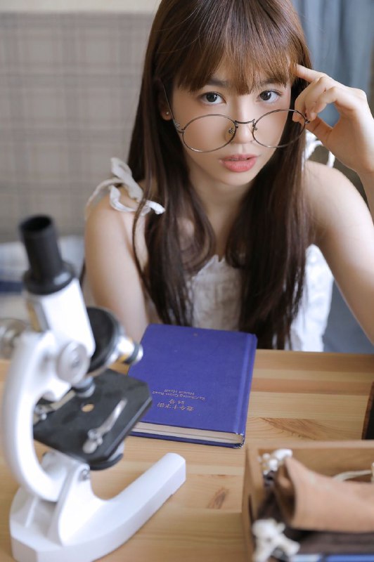 “星河清浅你坠入我的梦里～”“星河清浅你坠入我的梦里～”