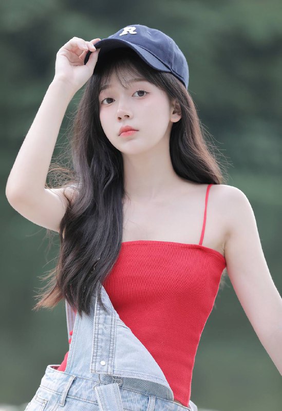 “普吉岛的夏天永不停歇～”#少女 #小清新 #纯欲