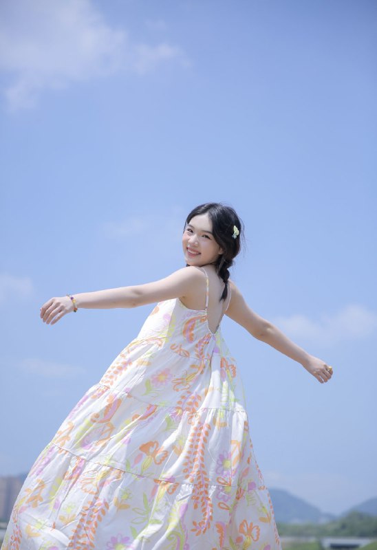 “假装在海边”#夏日 #少女 #海边 #清纯“假装在海边”#夏日 #少女 #海边 #清纯