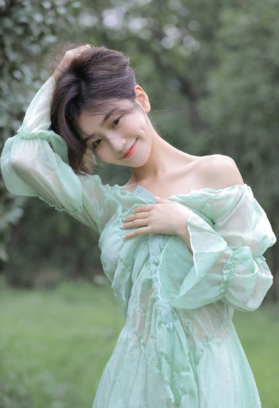 “春末夏初 最是温柔”#少女 #纯欲 #清新“春末夏初 最是温柔”#少女 #纯欲 #清新