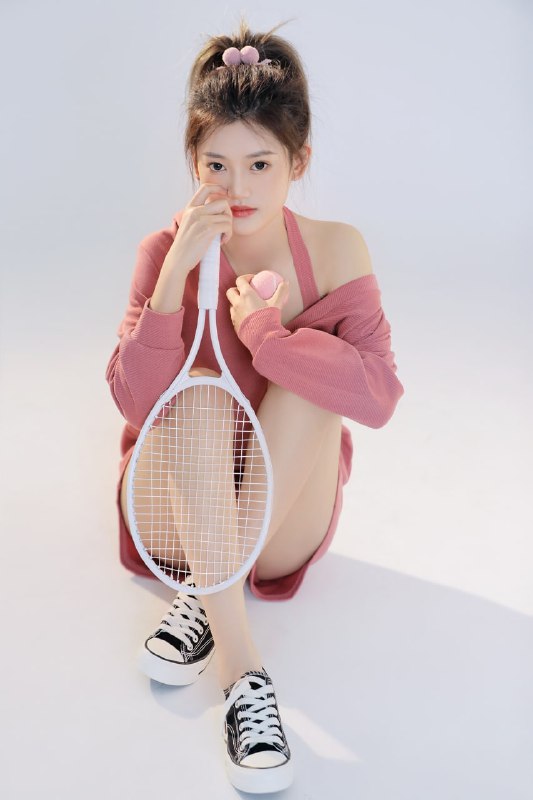 “去打网球🎾呀~ ”#小姐姐 #棚拍 #网球 #清纯 #青春 #运动“去打网球🎾呀~ ”#小姐姐 #棚拍 #网球 #清纯 #青春 #运动