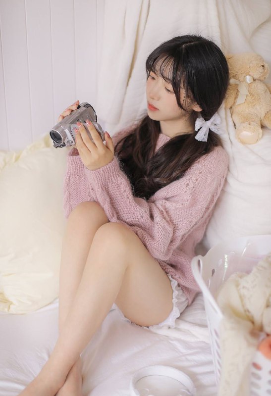 “天空是绵绵的糖🍬 就算塌下来又怎样✨”