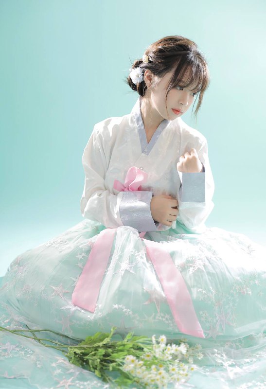 “好清透的少女”