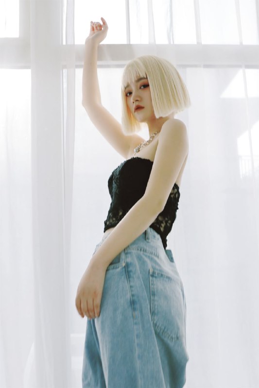 “本就存在的浪漫”#少女 #情绪“本就存在的浪漫”#少女 #情绪