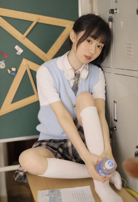 #小姐姐 #清纯 #少女 #日系 #教室 #JK#小姐姐 #清纯 #少女 #日系 #教室 #JK