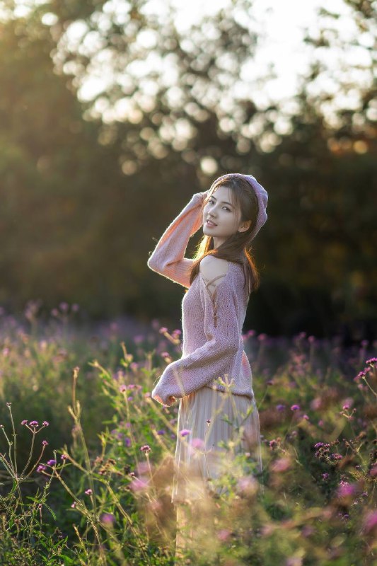 “秋日午后”“秋日午后”