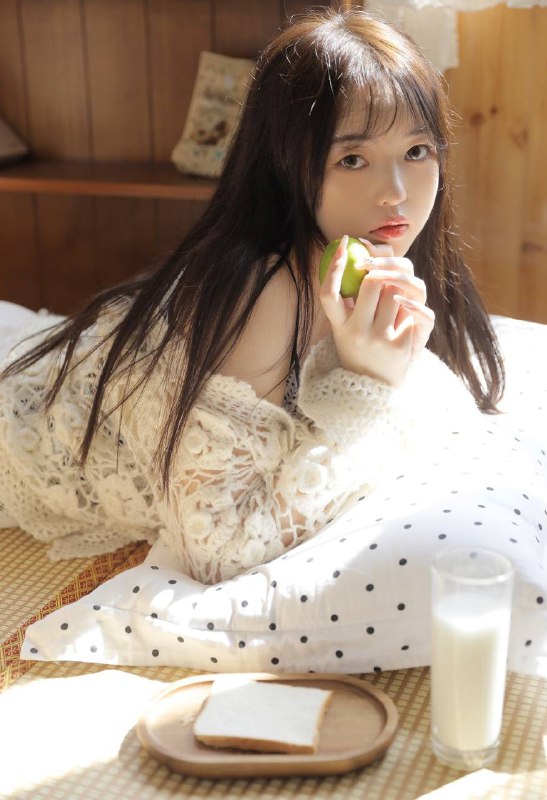 #纯欲 #轻私“是温柔的清风，是林间的朝露，是心动不止，无可替代～”