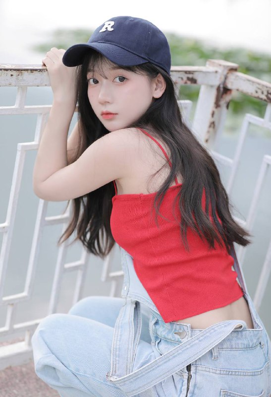 “普吉岛的夏天永不停歇～”#少女 #小清新 #纯欲