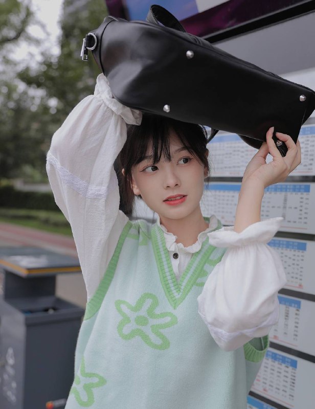 “下雨天，你听什么歌~”