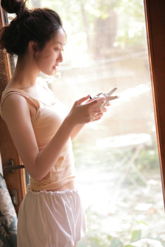 “风月都好看 人间也浪漫.”#纯欲