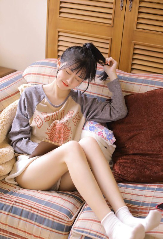 “🌿初夏的风轻轻，吹进我的记忆，脑海里全都是你