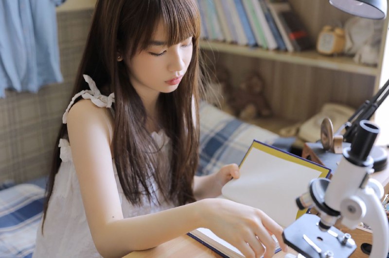 “星河清浅你坠入我的梦里～”“星河清浅你坠入我的梦里～”