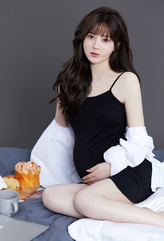 “一个身体，两种心跳～”#孕期写真