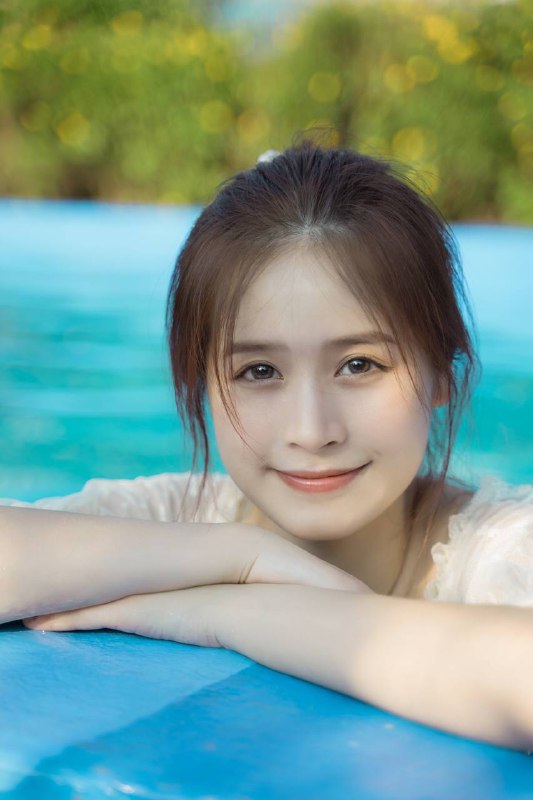 #少女“蓝色💙是夏天的治愈色”