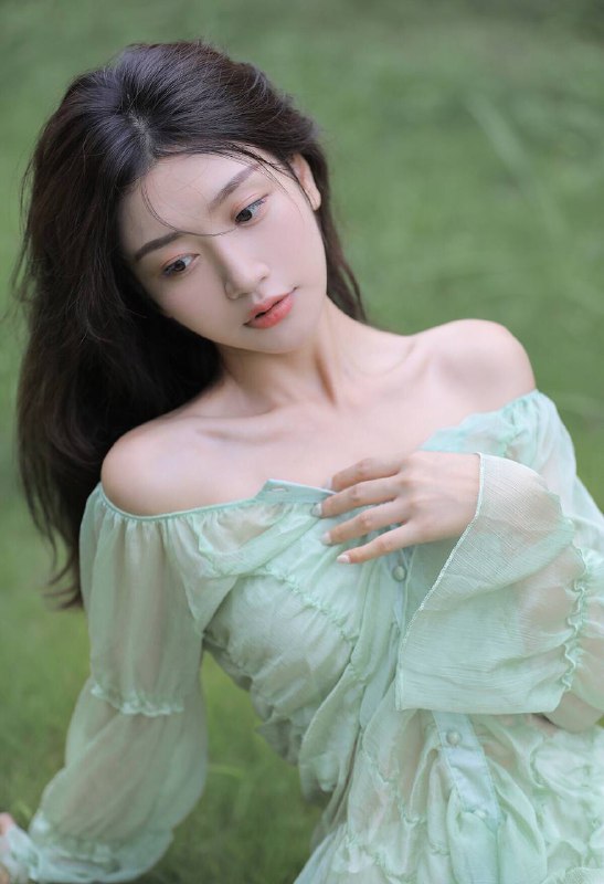 “春末夏初 最是温柔”#少女 #纯欲 #清新“春末夏初 最是温柔”#少女 #纯欲 #清新