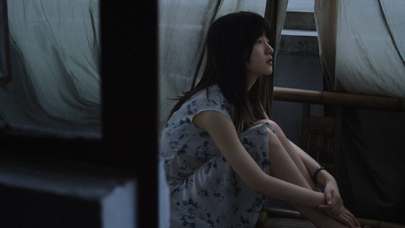 听，窗外的雨，还在下吗？你听得见吗？我想你了