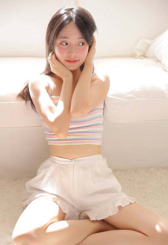 “世间万物都如此可爱 我们没有理由不可爱🌱”