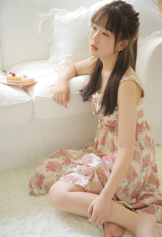 “世间万物都如此可爱 我们没有理由不可爱🌱”