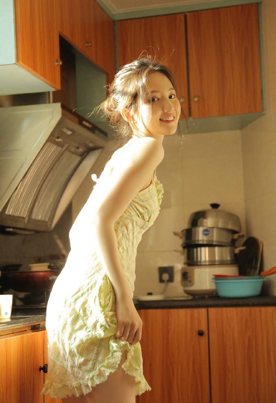 “携一颗青绿色的果子迎接原味的夏天”