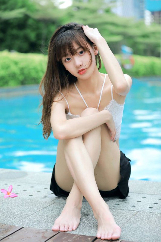 “夏日限定女孩”