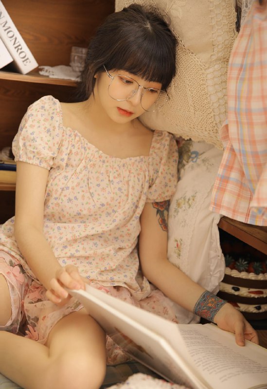 “想变成一架小飞机，噗嗤噗嗤的飞进你的心里⌯’▾’⌯”