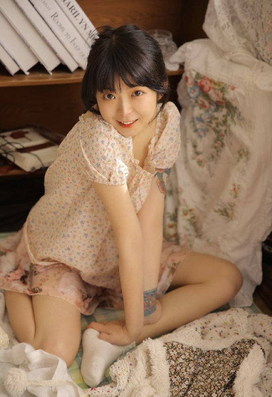 “想变成一架小飞机，噗嗤噗嗤的飞进你的心里⌯’▾’⌯”